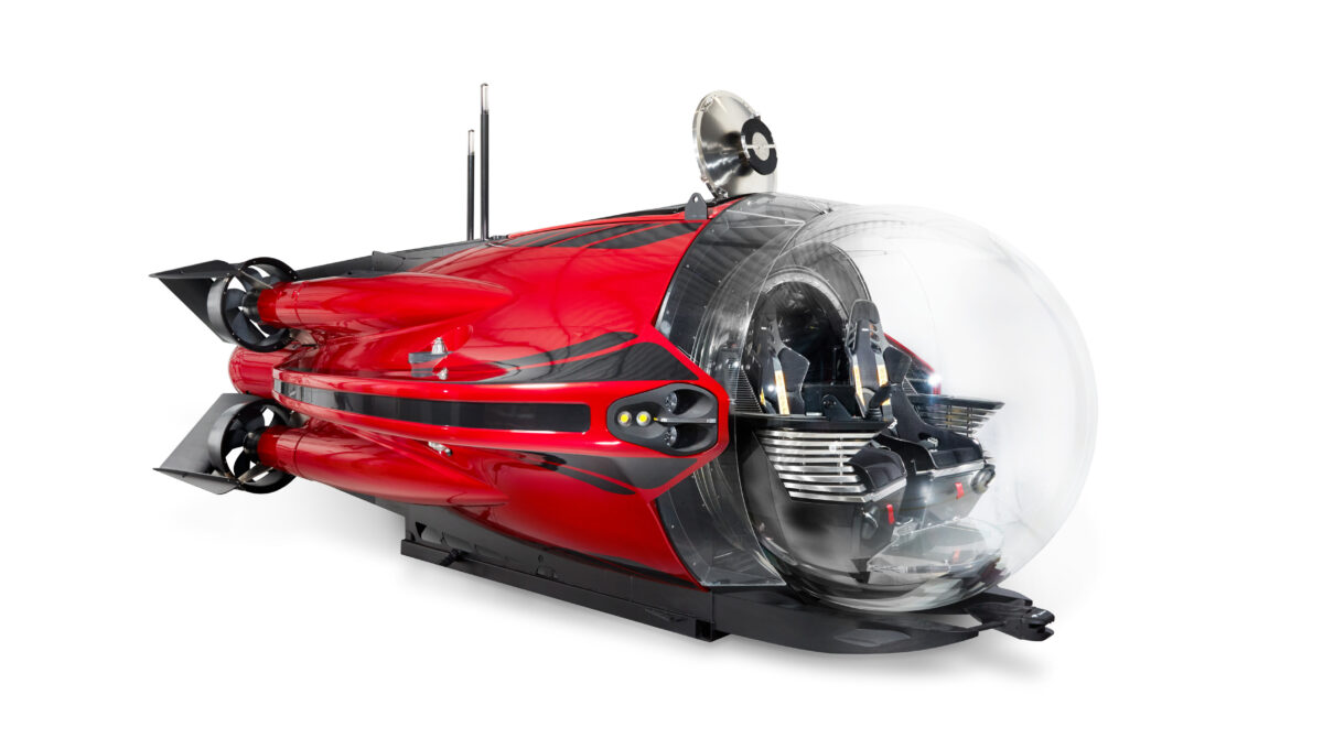 U-Boat Worx Super Sub — 300 m depth, 10-knot top speed, hydrofoil submersible